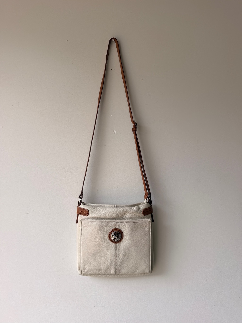 Vintage Brighton Selena Super Organizer Cream Crossbody with Brown Strap